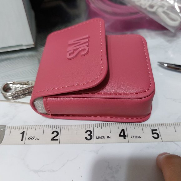 Steve Madden Handbag Keychain Mini Clip On Bag Accessory Pretty Pink - Picture 6 of 6